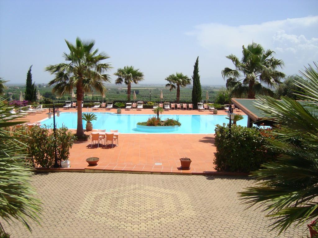 Tenuta Colle Degli Ulivi Сібарі Номер фото